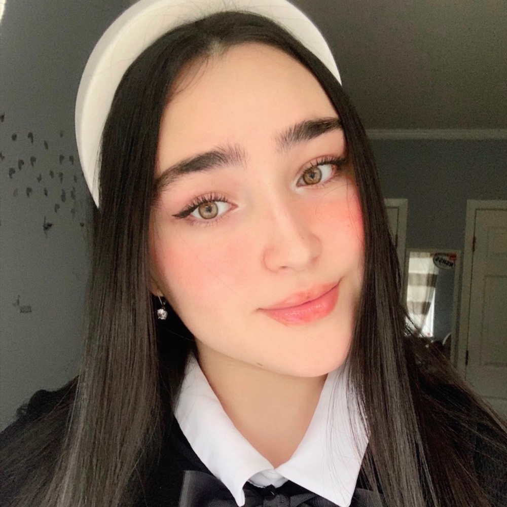 Meet your Posher, Yllka